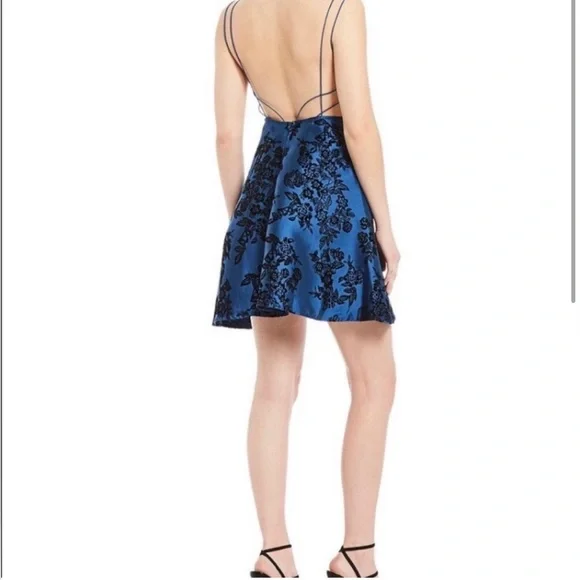 B. Darlin floral open back cocktail dress - Picture 3 of 7